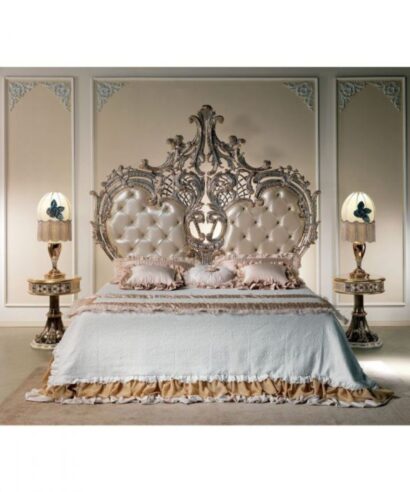 Aqva California King Bed In Metal With Columns