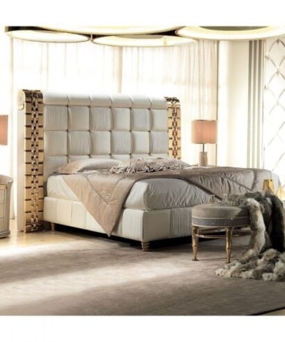 Lilium Square Bed